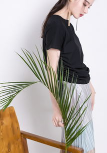 女装设计 时尚的艺术与个性的表达